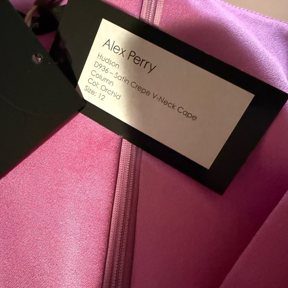 Alex Perry Hudson Cape Column Gown | Orchid | UK 12 / US 8 | NWT - Picture 10 of 11